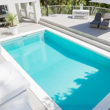 Monica Bed & Breakfast Benalmadena